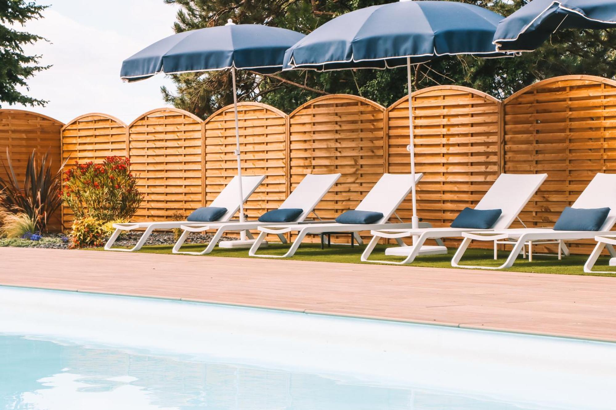 Hotel Les Jardins De Deauville Saint-Martin-aux-Chartrains Exterior foto